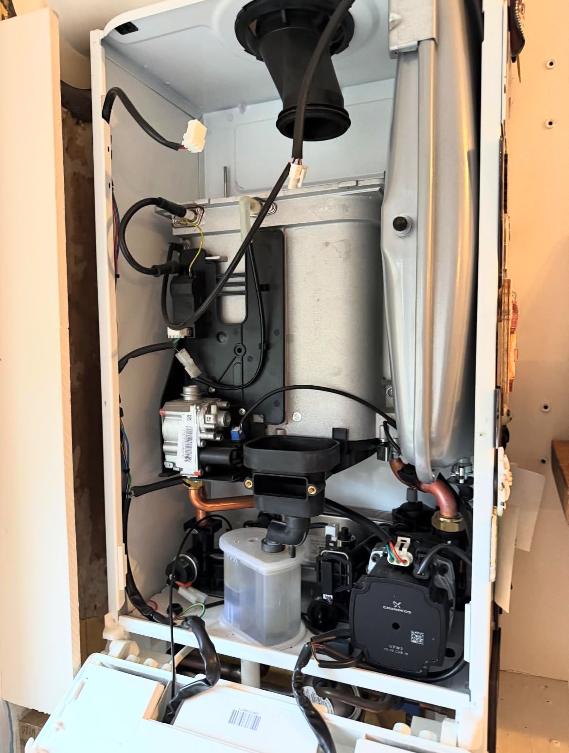 Professional boiler services services by MAMOSS engineers in London